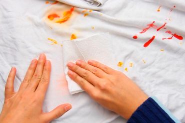 پاک کردن رنگ از روی لباس
